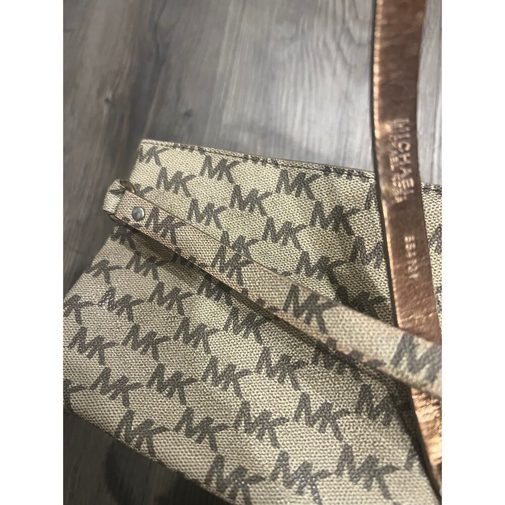Michael Kors Belt bag - Picture 5 of 9